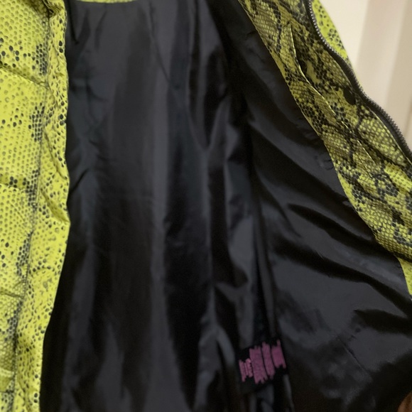 🎈🎈Betsey Johnson coat , Snake skin Pattern🎈🎈 - Picture 7 of 8